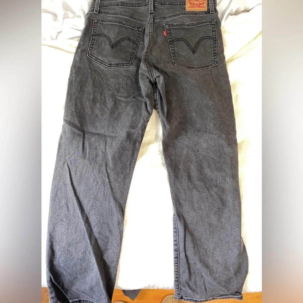 Levi’s Wedgie Straight Jeans - Picture 2 of 5